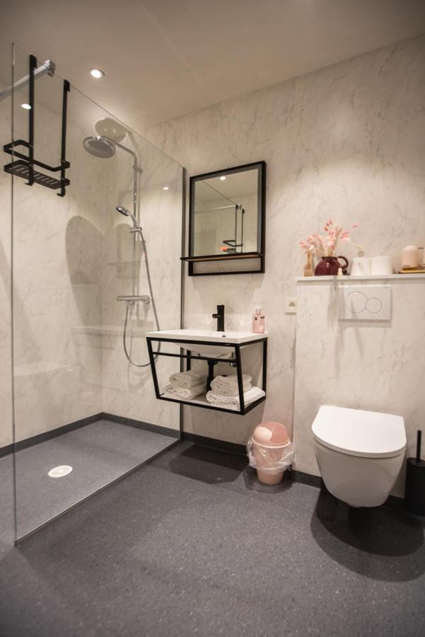Hotel - B&B Elementum Кортрейк Экстерьер фото
