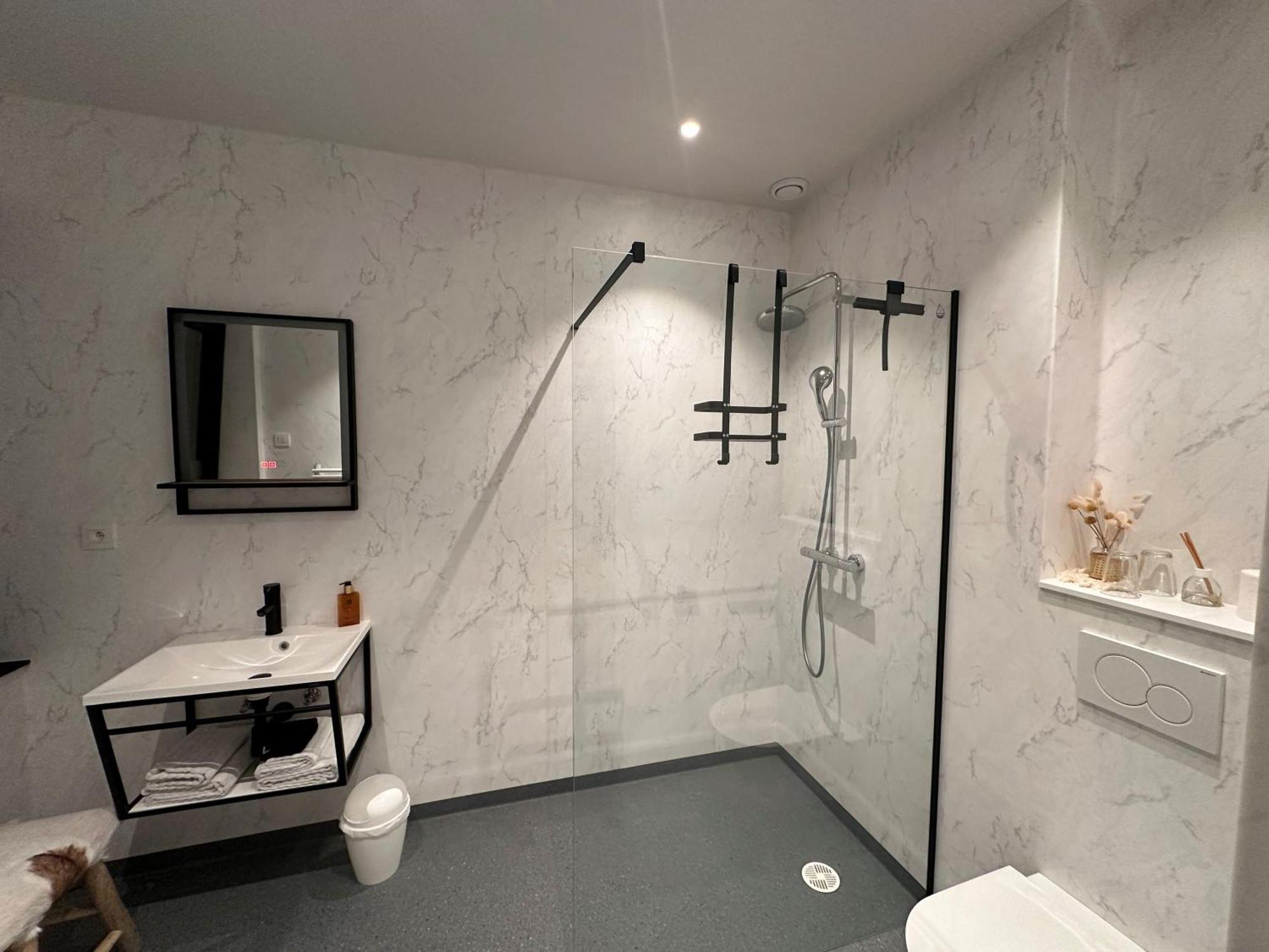 Hotel - B&B Elementum Кортрейк Экстерьер фото
